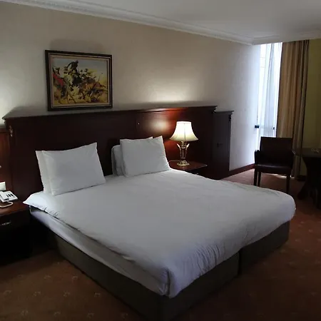 Hotel 9 On 4*